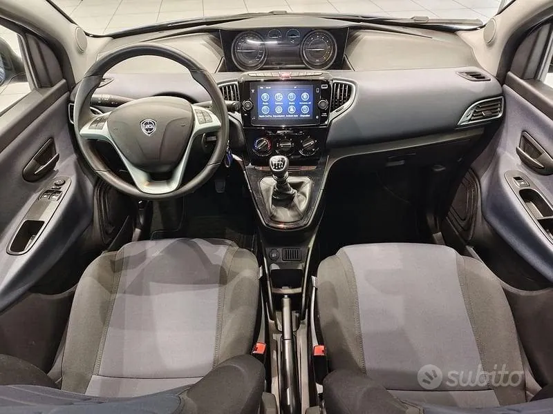 Lancia Ypsilon 2024 photo 4