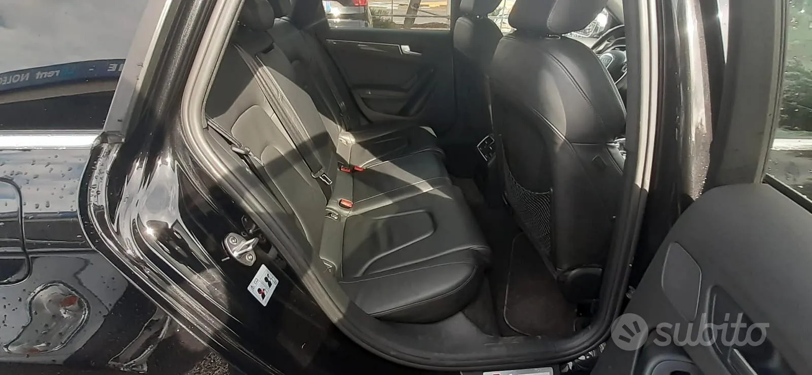 Audi A4 2010 photo 4