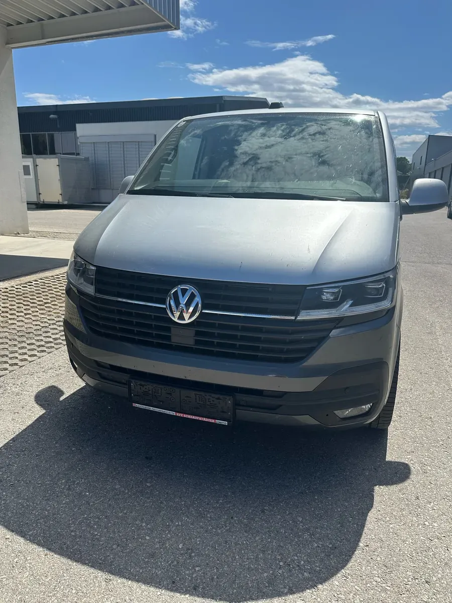 Volkswagen Multivan 2020 photo 2