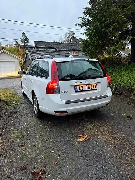 Volvo V50