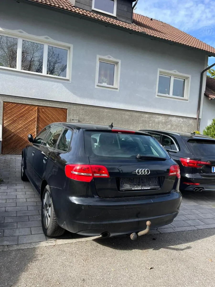 Audi A3 2010 photo 2