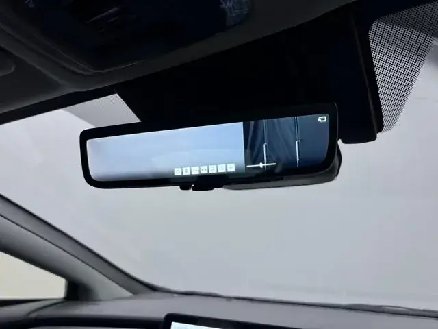 Toyota Prius 2025 photo 4