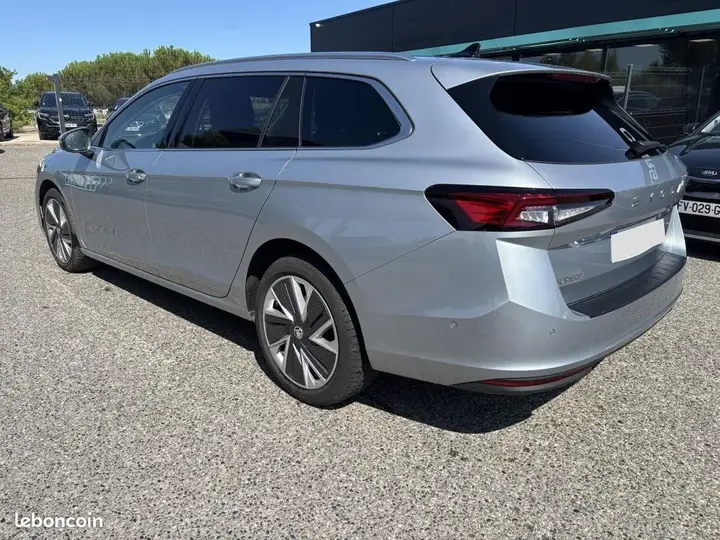 Skoda Superb 2024 photo 3