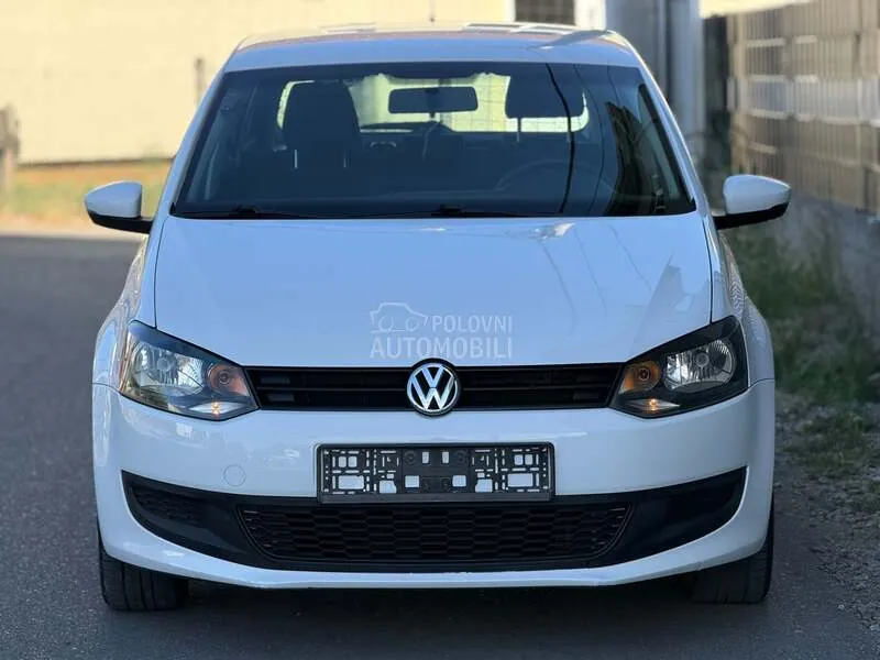 Volkswagen Polo 2011 photo 5