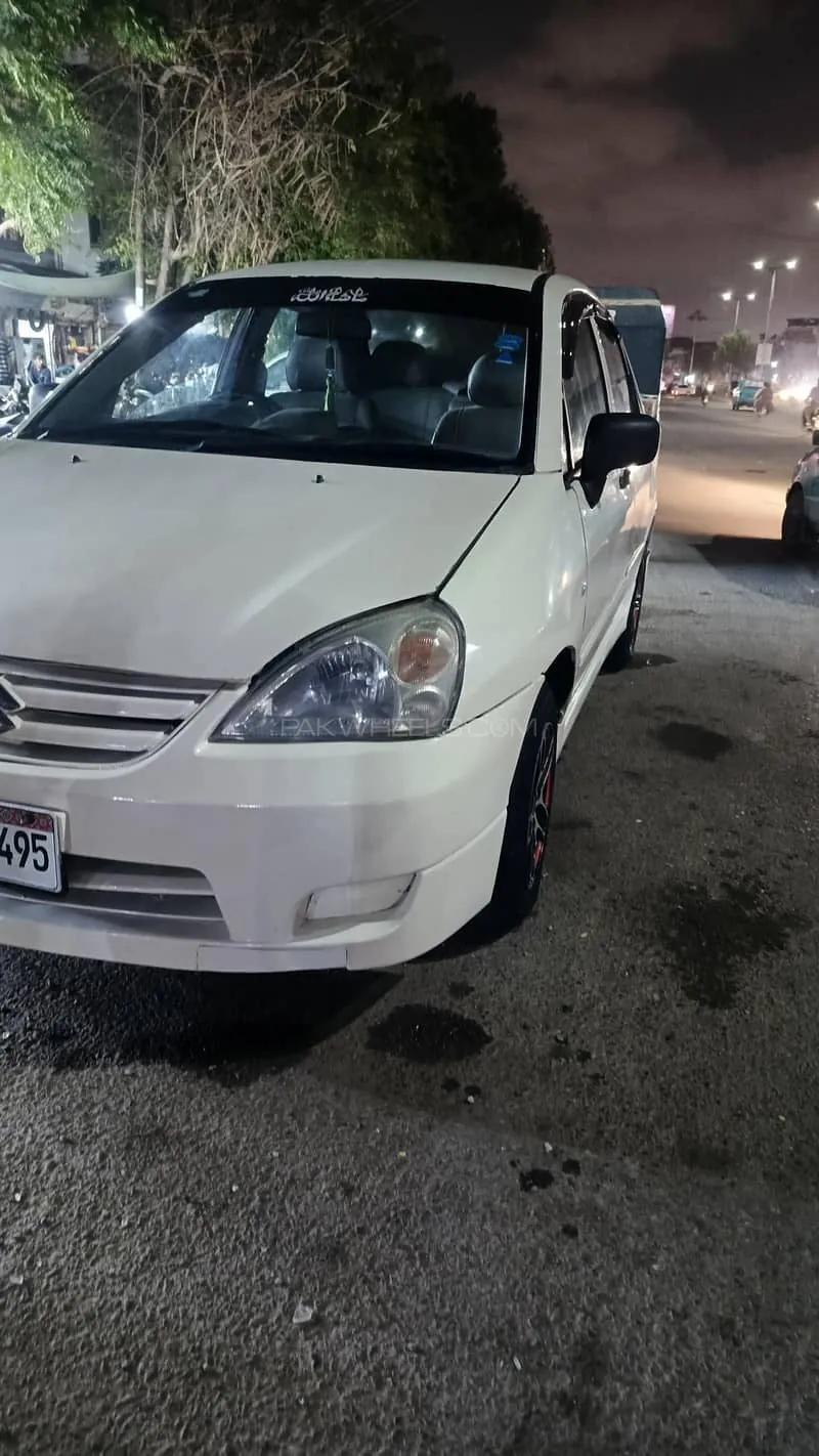 Suzuki Liana