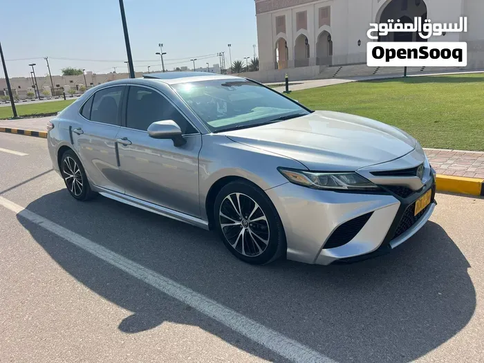 Toyota Camry 2018 photo 5