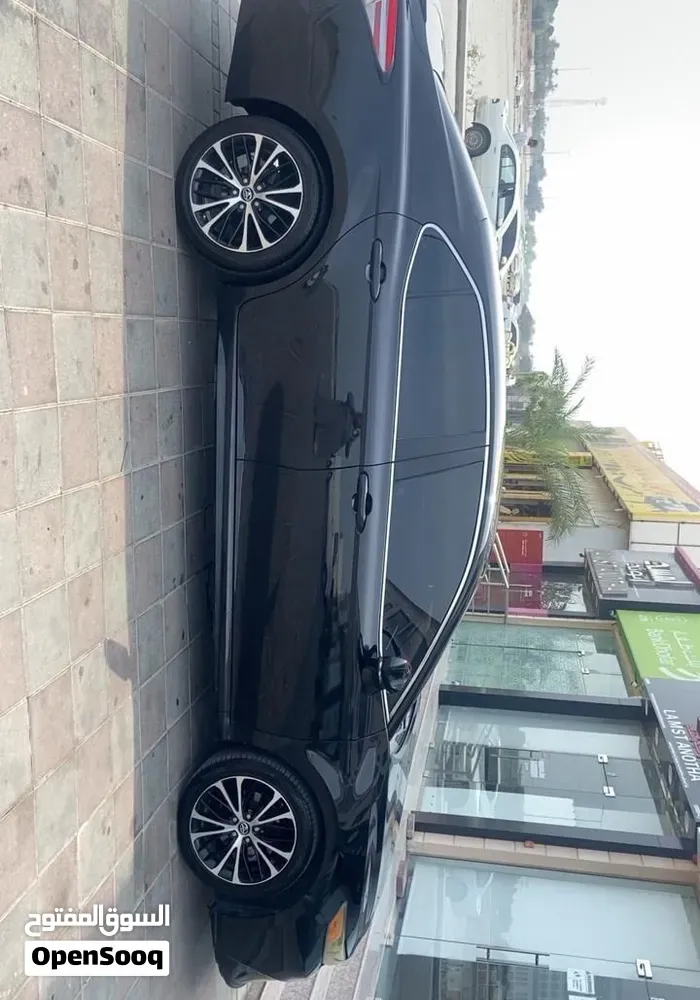 Toyota Camry 2018 photo 2