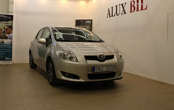 Toyota Auris 2007 photo 2