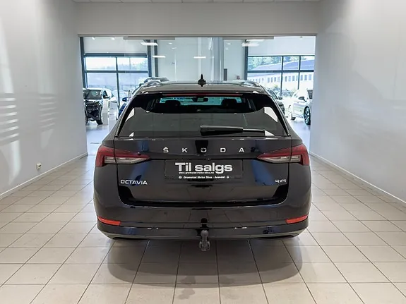Skoda Octavia 2024 photo 4
