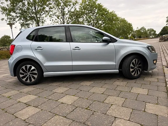 Volkswagen Polo 2015 photo 3