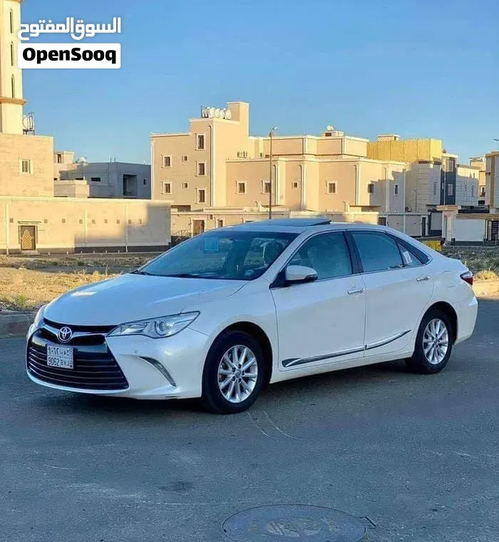 Toyota Camry 2016 photo 2