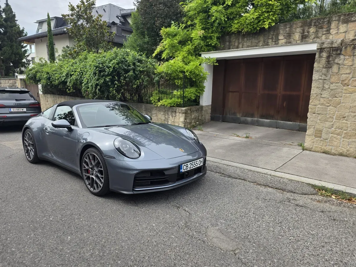 Porsche 911