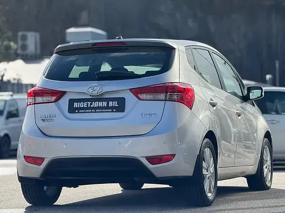 Hyundai Ix20 2014 photo 2