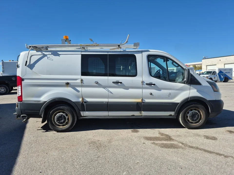 Ford Transit Cargo 2016 photo 4