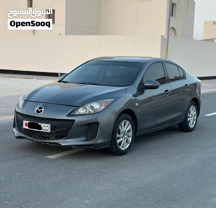 Mazda 3 2013 photo 2