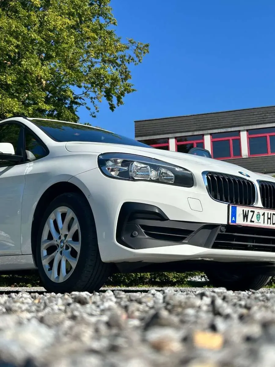 BMW 2 Series 2018 photo 3