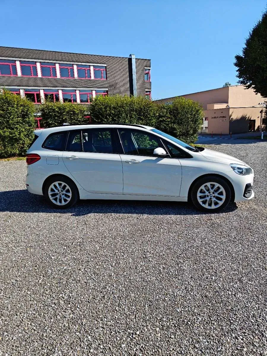 BMW 2 Series 2018 photo 2