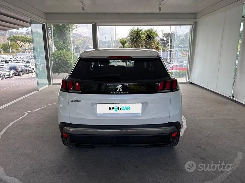 Peugeot 3008 2020 photo 4