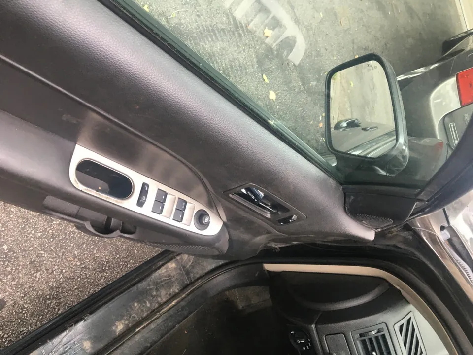 Ford Fusion 2010 photo 3