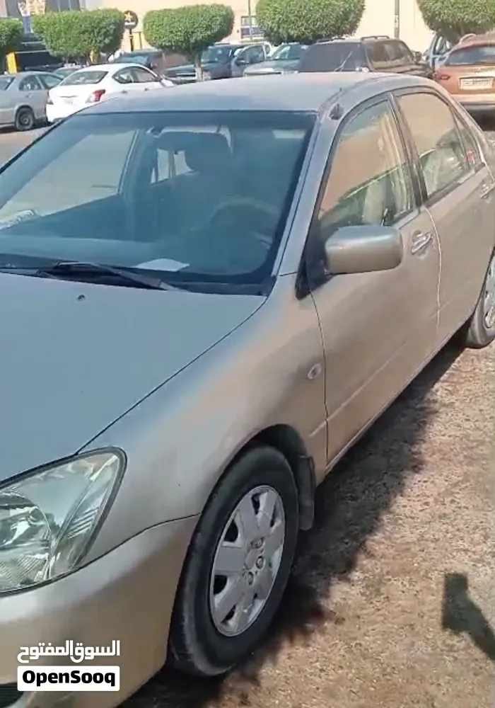 Mitsubishi Lancer 2005 photo 2