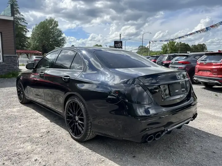 Mercedes-Benz E-Class 2019 photo 5
