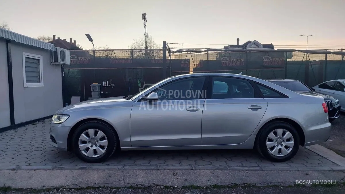 Audi A6 2011 photo 2