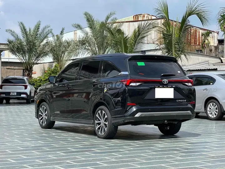 Toyota Veloz Cross 2025 photo 3