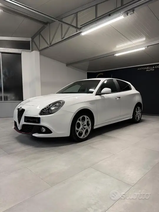 Alfa Romeo Giulietta 2018 photo 4