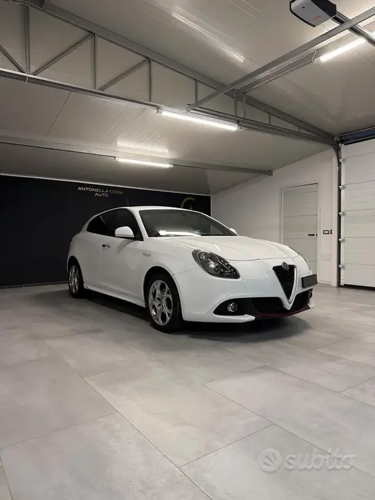 Alfa Romeo Giulietta 2018 photo 5