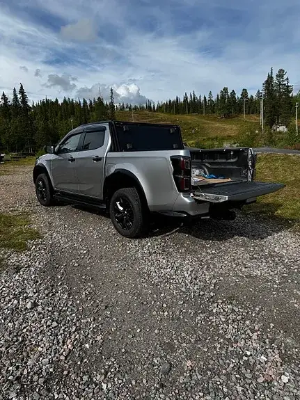 Isuzu D-Max 2023 photo 4