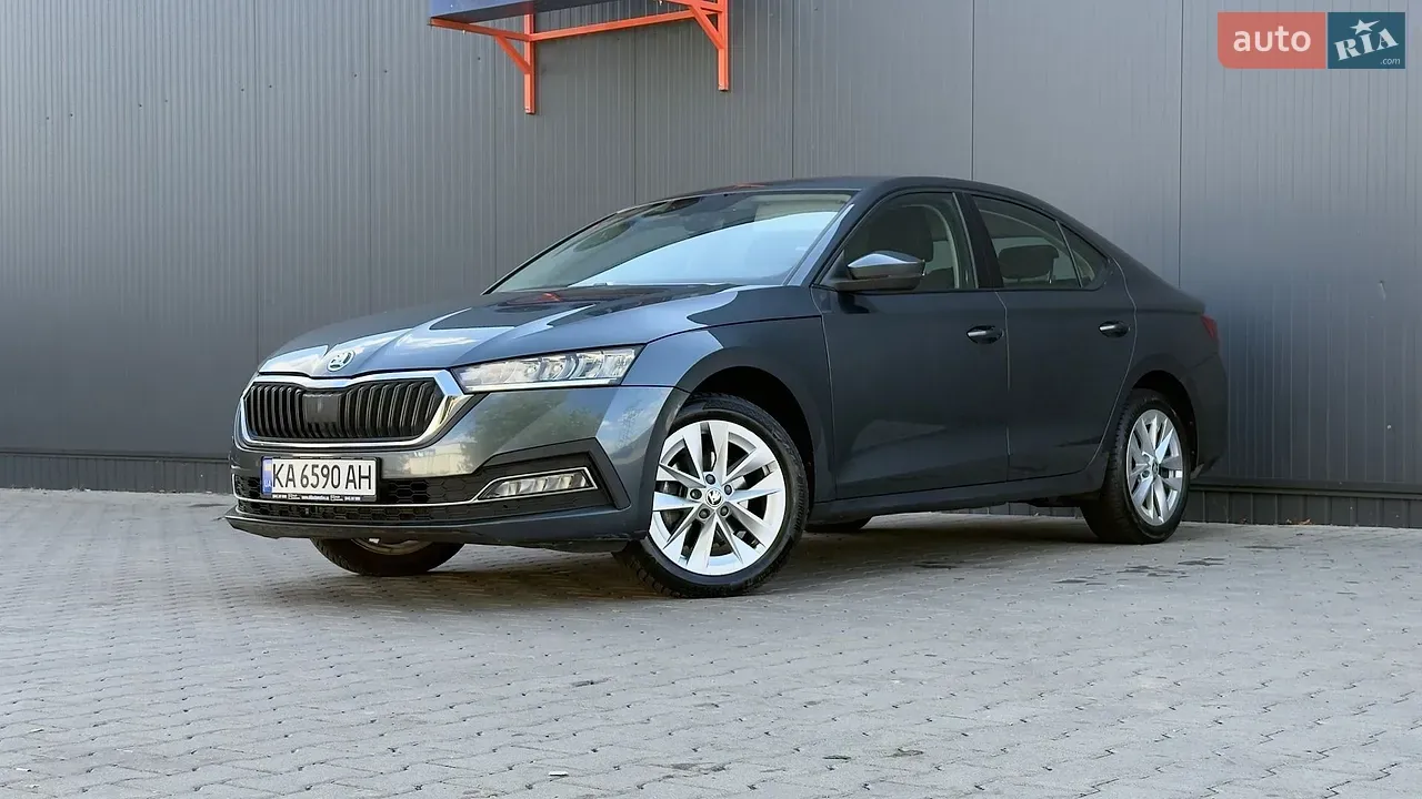 Skoda Octavia 2021 photo 2
