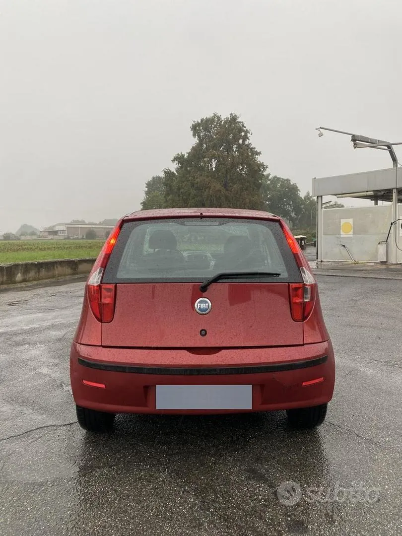 Fiat Punto 2005 photo 2
