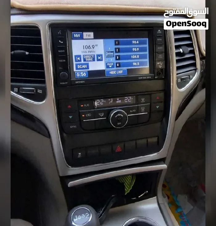 Jeep Grand Cherokee 2012 photo 4