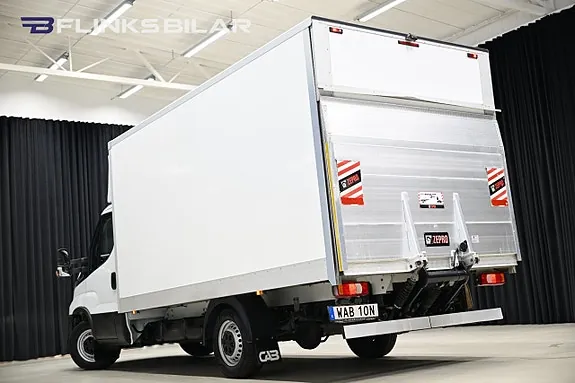 Iveco Daily 2023 photo 3