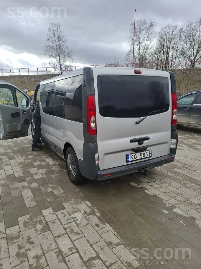 Opel Vivaro 2008 photo 3