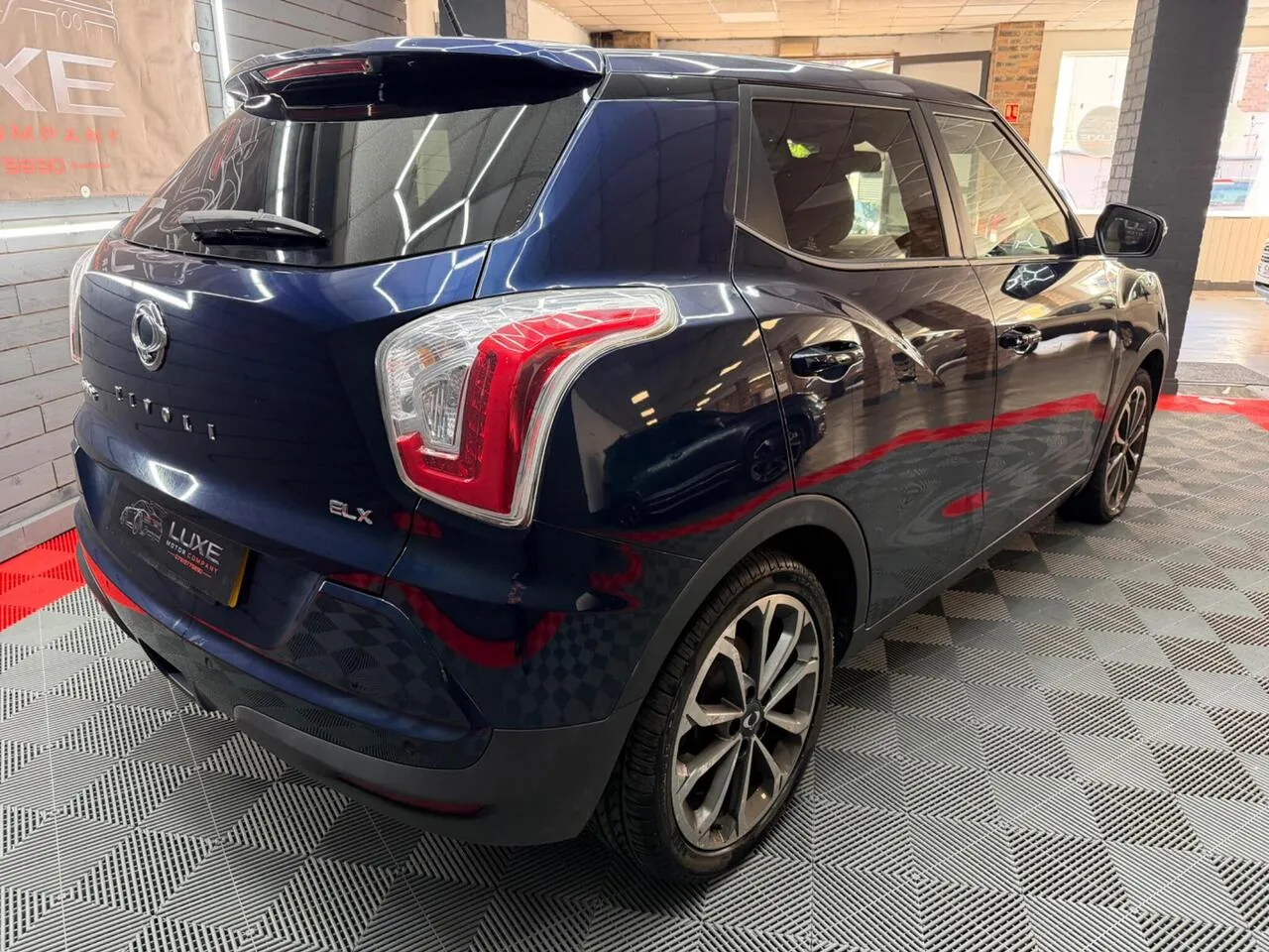 KG Mobility Tivoli 2017 photo 5