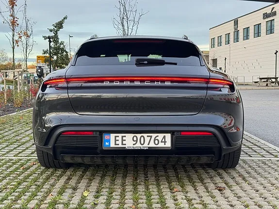 Porsche Taycan 2023 photo 4