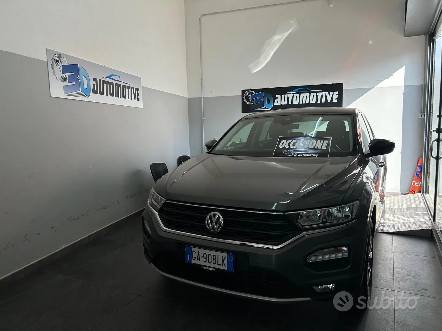 Volkswagen T-Roc 2020 photo 2