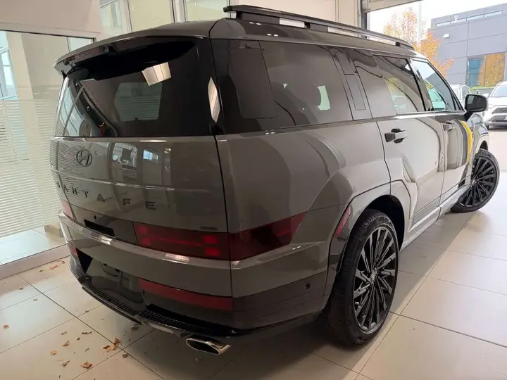 Hyundai Santa Fe 2025 photo 5