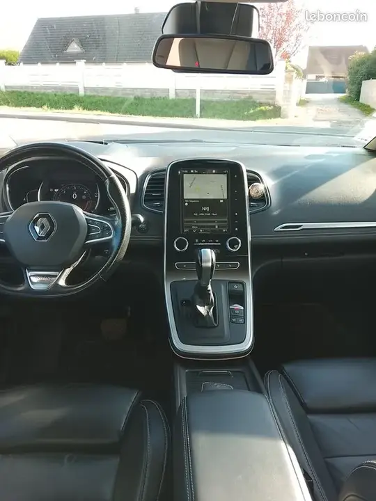 Renault Scenic 2019 photo 3