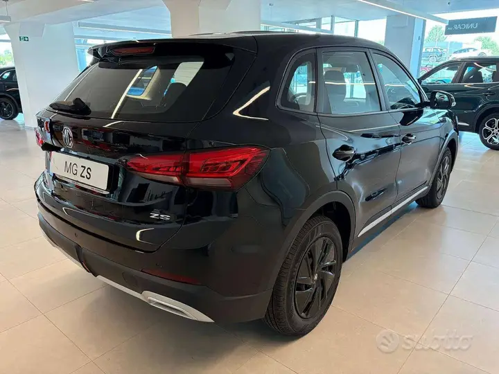 MG Zs photo 5
