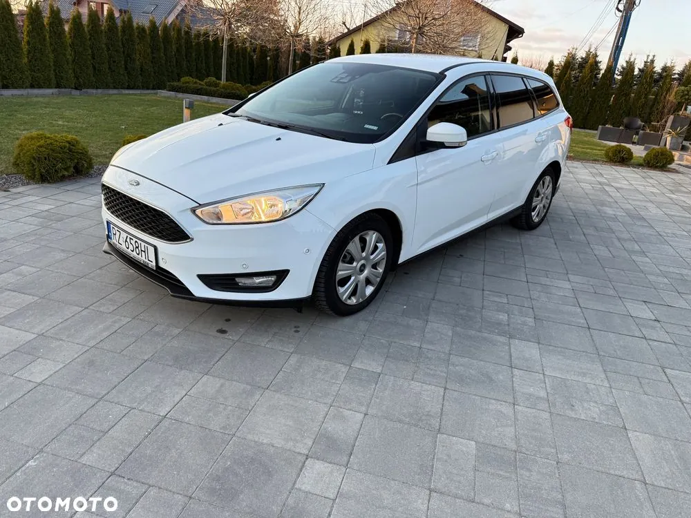 Ford Focus 2015 photo 3
