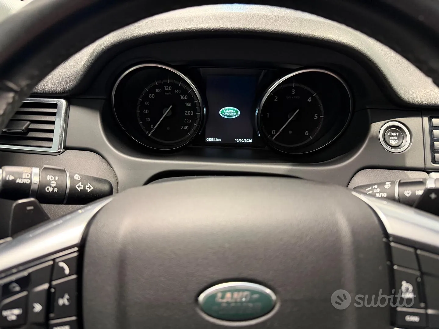 Land Rover Discovery Sport 2018 photo 4