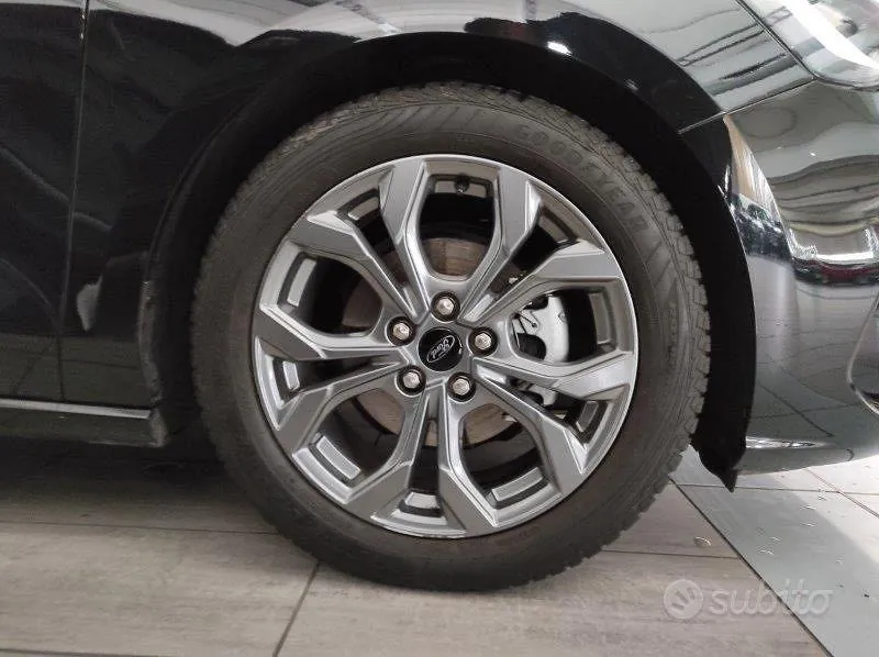 Ford Focus 2025 photo 5