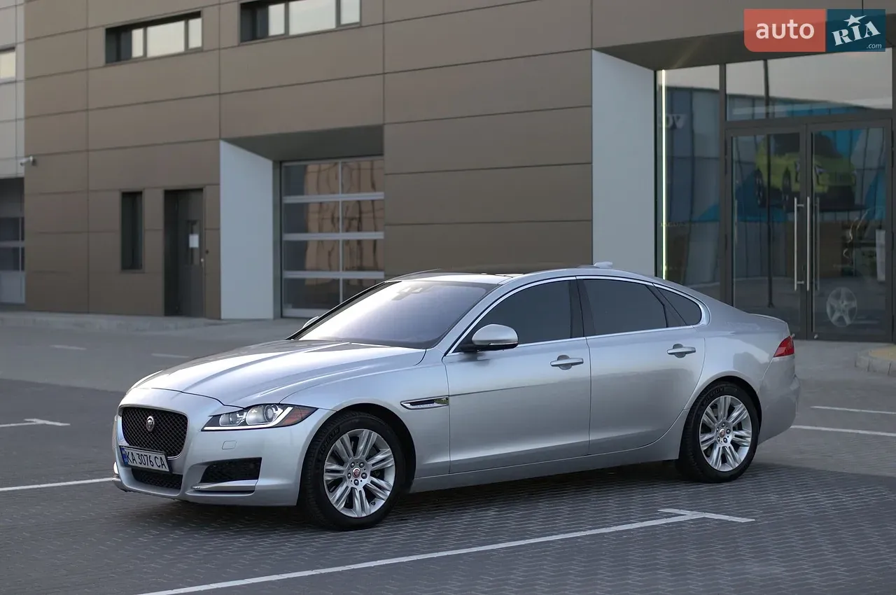 Jaguar Xf 2015 photo 3