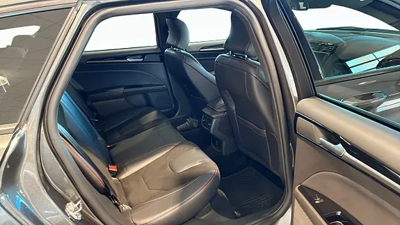 Ford Mondeo 2022 photo 5