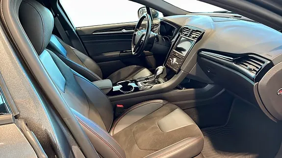 Ford Mondeo 2022 photo 3