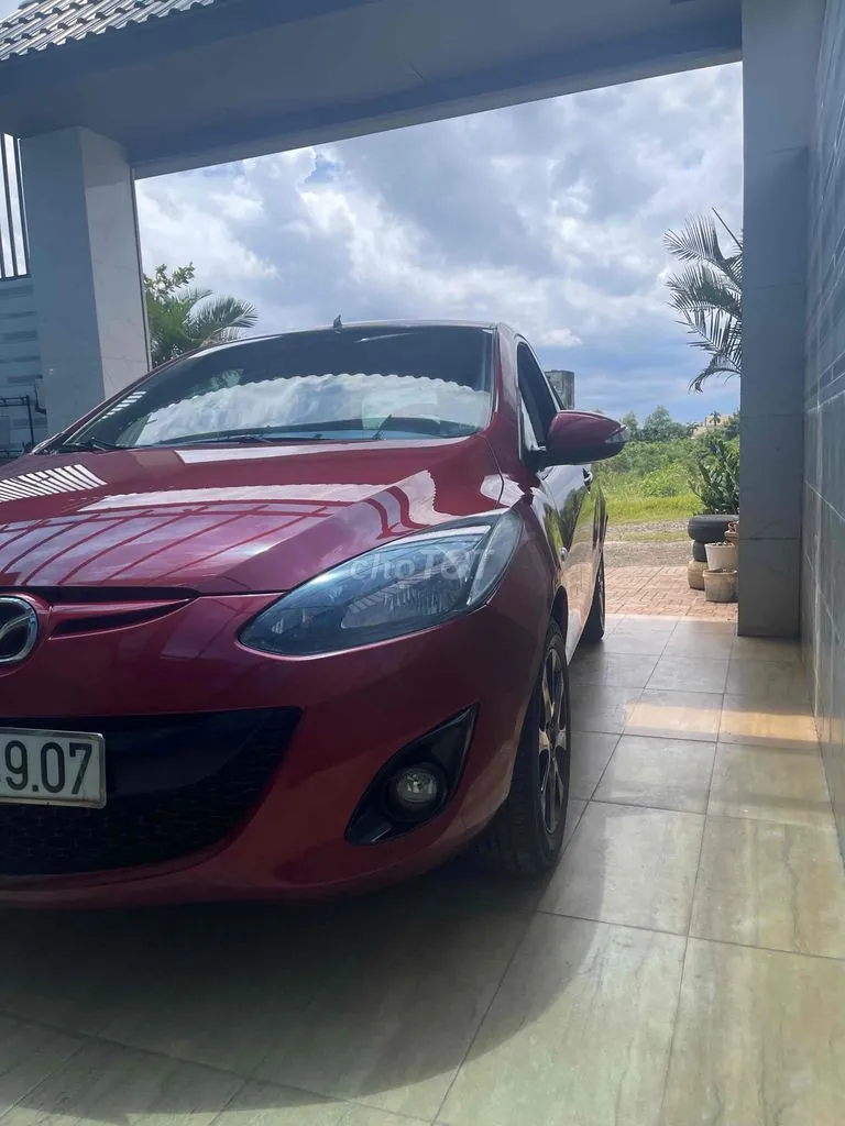 Mazda 2 2014 photo 5