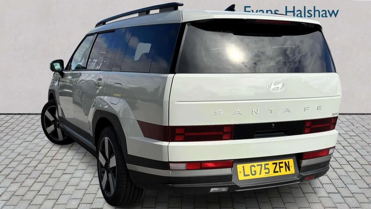 Hyundai Santa Fe 2025 photo 2