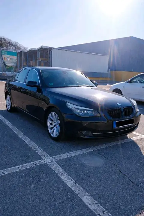 BMW 525I